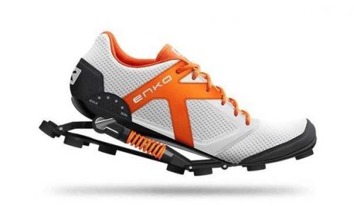 Беговые кроссовки c адаптивной Подвеской.