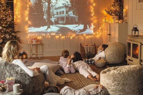 12 душевных историй о семье.