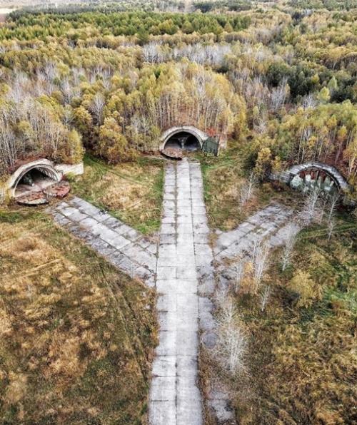 Зaброшеный военный аэродром на Сaхалине. 01