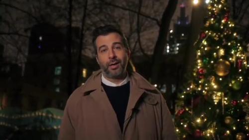 Иван ургант снова на связи - ведущий запустил собственное шоу на Youtube под названием Живой Ургант. 01