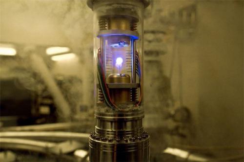 Природа антиводорода установлена в результате моделирования столкновения частиц. Природа антиводорода установлена в результате моделирования столкновения частиц.