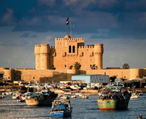 Древний александрийский маяк путь более тысячи лет указывал. 05 Древний александрийский маяк путь более тысячи лет указывал. 05