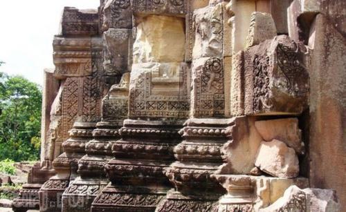 Тайна пирамиды прасат тхом. 01 Тайна пирамиды прасат тхом. 01