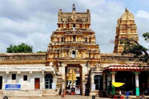 Храм вирупакши в Хампи. 03