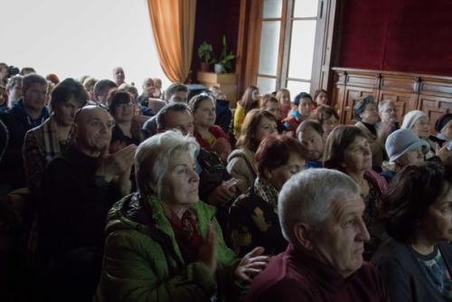 В чем отличие подводных раскопок от классических археологических исследований? 03