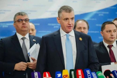 В России хотят защитить женщин от увольнений после декрета.

