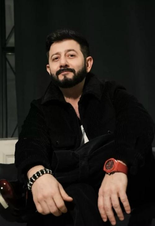 Раскрыто имя новой возлюбленной Михаила галустяна. 01