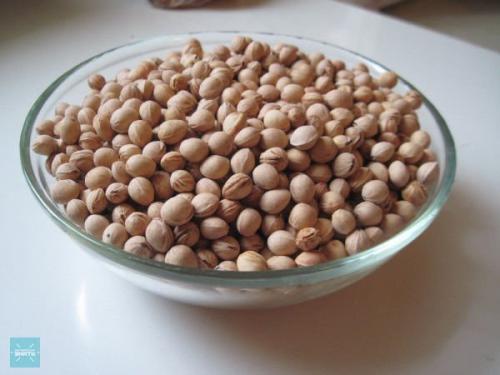 Будьте осторожны!   Семена яблок, как и семена абрикосов, персиков, вишни и даже малины, содержат цианиды. 02