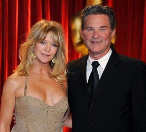 Актеры голди хоун и Курт Рассел считаются одной из самых крепких звездных пар голливуда. 02