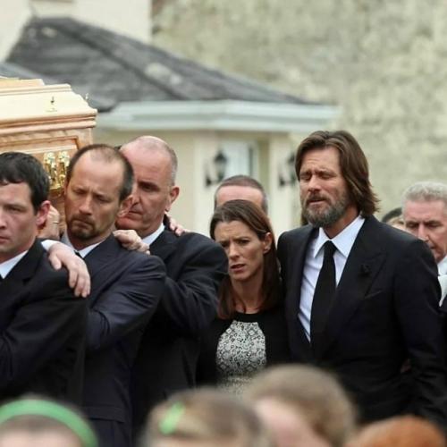 Лицо за маской: Джим Керри и его последний долг любви …. 01