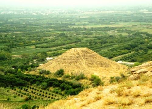 В Армении нашли очень древнюю пирамиду. 03 В Армении нашли очень древнюю пирамиду. 03