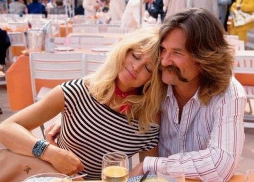 Актеры голди хоун и Курт Рассел считаются одной из самых крепких звездных пар голливуда.