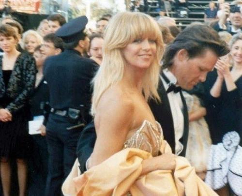 Актеры голди хоун и Курт Рассел считаются одной из самых крепких звездных пар голливуда. 05