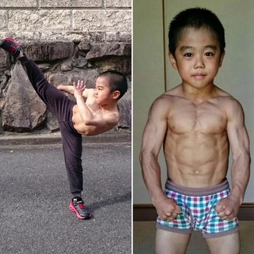 Маленький Бpюc Ли, 2020 год. 02