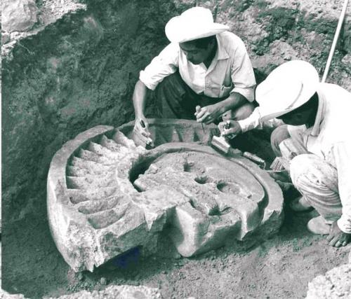 Диск Смерти из древнего города теотиуакан. 01 Диск Смерти из древнего города теотиуакан. 01