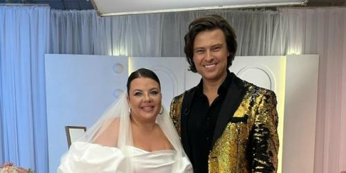 Прохор Шаляпин снова женился: его избранницей стала 37-летняя кондитер, соведущая Рената Агзамова Ольга Вашурина. 
