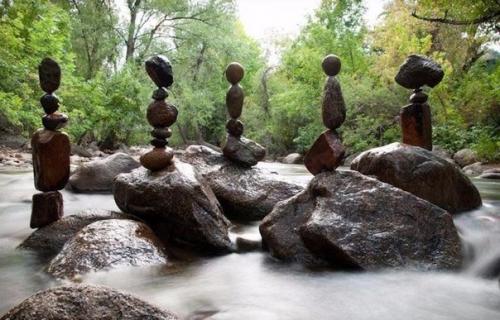 Равновесие.  Балансировка камней (англ. 05