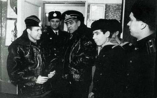 Как Юрия Гагарина в подводники посвящали. 01 Как Юрия Гагарина в подводники посвящали. 01