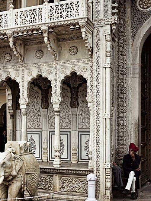 Индийская классическая орнаментальная архитектура. 06