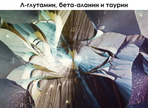 Химические вещества под микроскопом, похожие на абстрактную живопись. 03