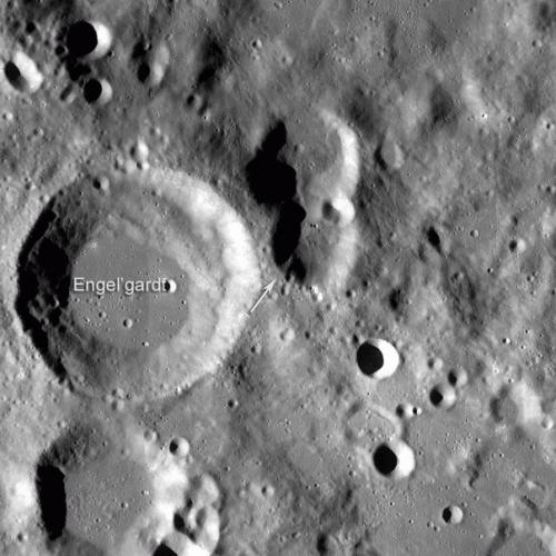 Вал кратера зееман. 01