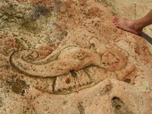 Загадочные рисунки на мысе Херсонес. 05