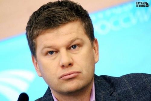 34 самые курьезные фразы спортивных комментаторов: 

