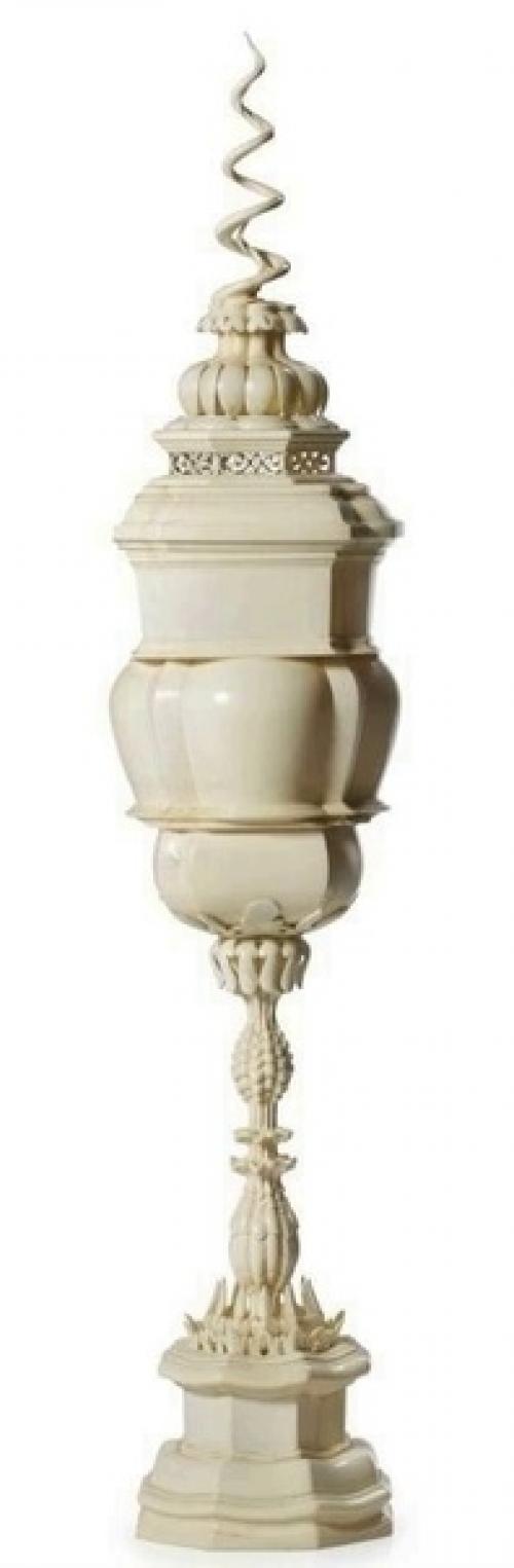 Не похоже это на безделушки для услады глаз. 04