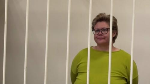 В северной столице женщина порезала сына ножом в ПВЗ: так она хотела 