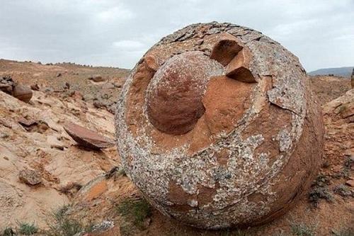 Таинственная долина шаров в Казахстане. 02