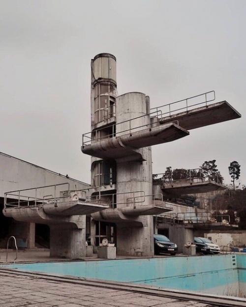 Вы архитектуру тех времён оцените! 08