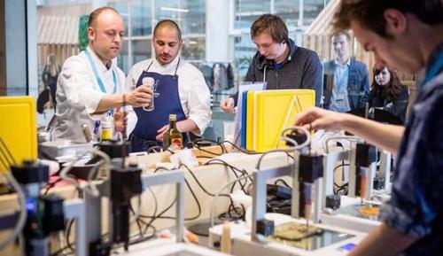 В Лондоне появился ресторан, где все от еды до мебели напечатано на 3D-принтере. 01 В Лондоне появился ресторан, где все от еды до мебели напечатано на 3D-принтере. 01