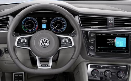 Гибрид VW Tiguan GTE расходует менее 2 л топлива на 100 км. 05 Гибрид VW Tiguan GTE расходует менее 2 л топлива на 100 км. 05