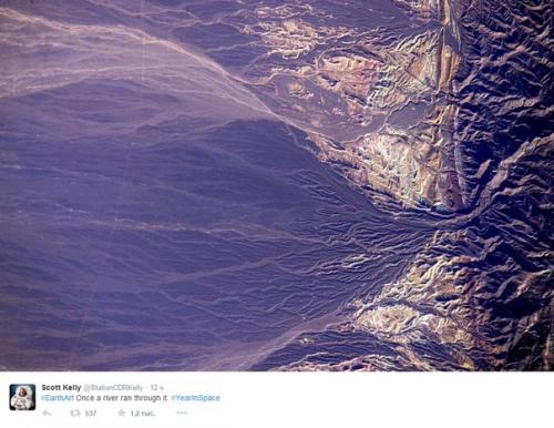 Фотографии от астронавта Scott Kelly, который сейчас на борту мкс. 02