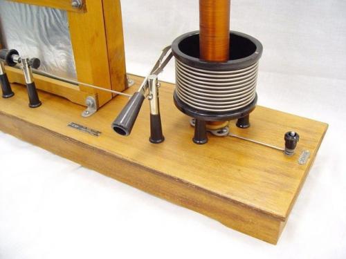 Интересная информация об антеннах, предназначенных для получения электричества из атмосферы. 09