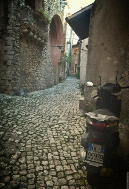 Сермонета - средневековье, застывшее в камне, Xiii век, Италия. 03