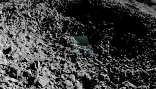 Китайский зонд загадочное голубое вещество на обратной стороне луны сфотографировал. 01