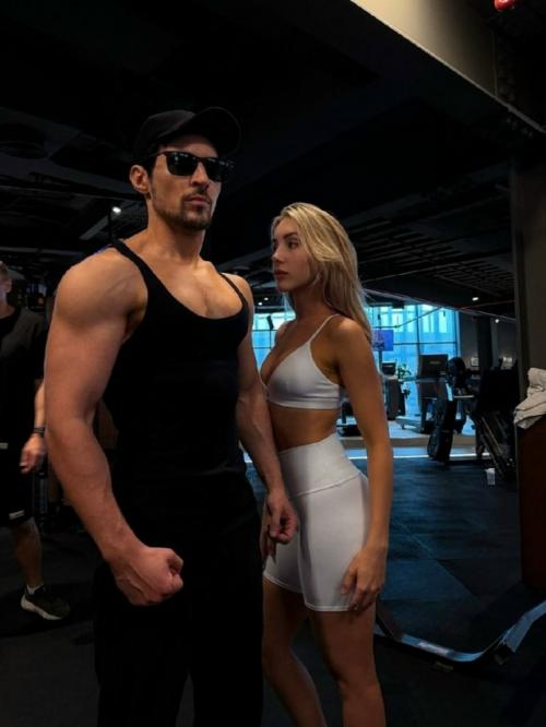 Юлия показала фото с Павлом Дуровым в Дубае - подписчики обсуждают форму создателя телеги. 01