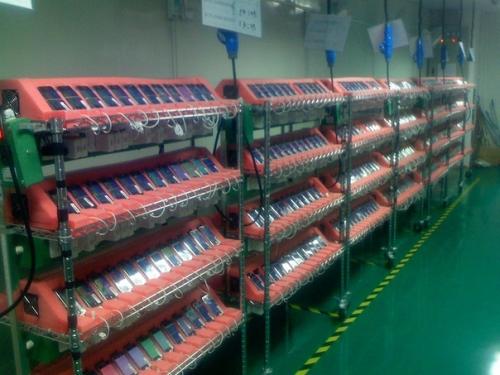 Производство айфонов в далёком 2007 году. 02