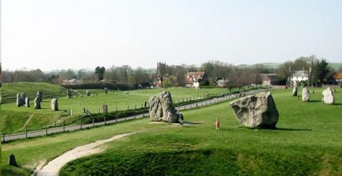 Мегалиты свои энергетические поля создают. 04