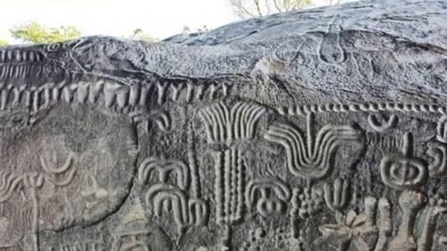 Атлас звездного неба на камне. 02