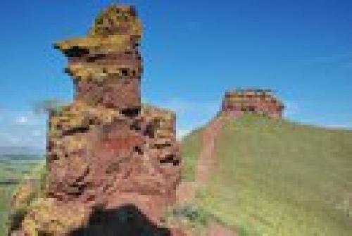 Хакасия.  Сундуки - святилище -. 06