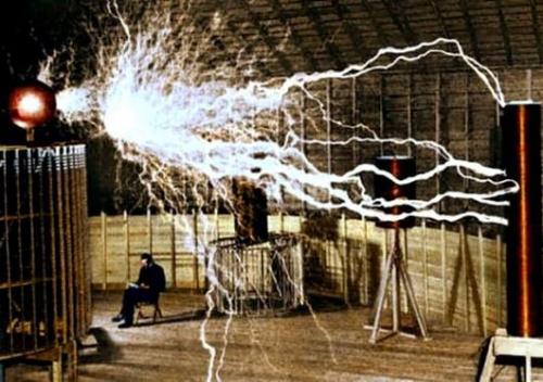 Тесла.  Загадки человека, опередившего время. 01