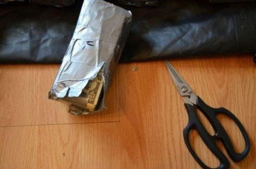 Неожиданный сюрприз в двери подержанного автомобиля. 06