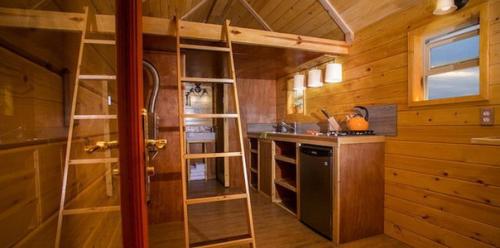 Небольшой домик для жизни в любой точке земли. 05