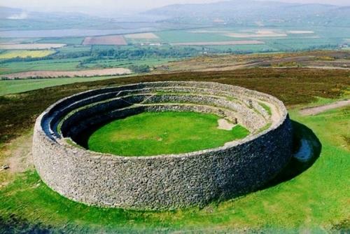 Форт гринан - резиденция королей айлеха, Ирландия. 02