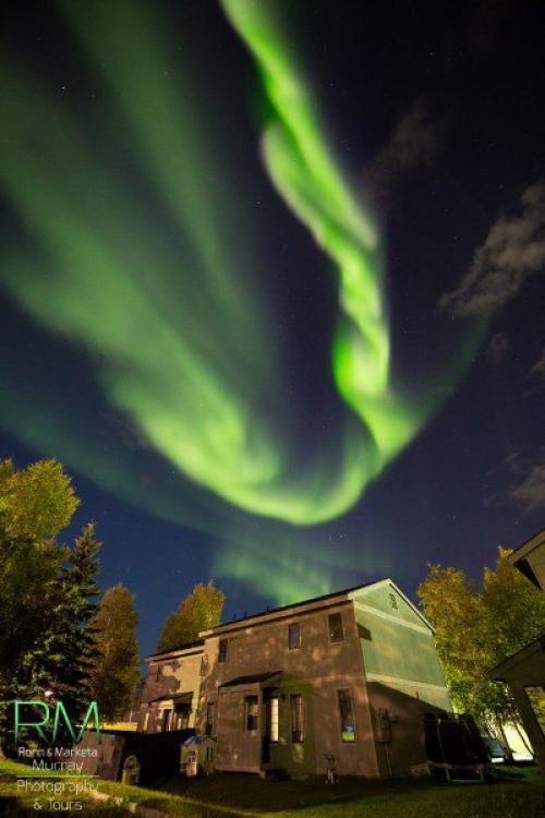 Кто рано встает, тот едет наводить красоту? 01