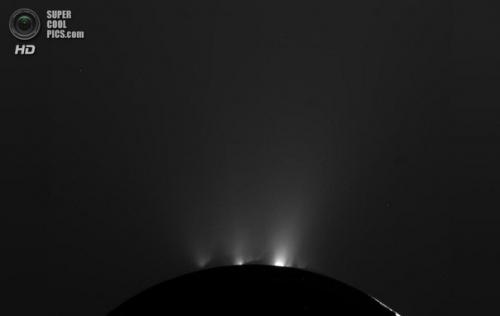 Спутники Сатурна.  Снимки космического аппарата Кассини. 08