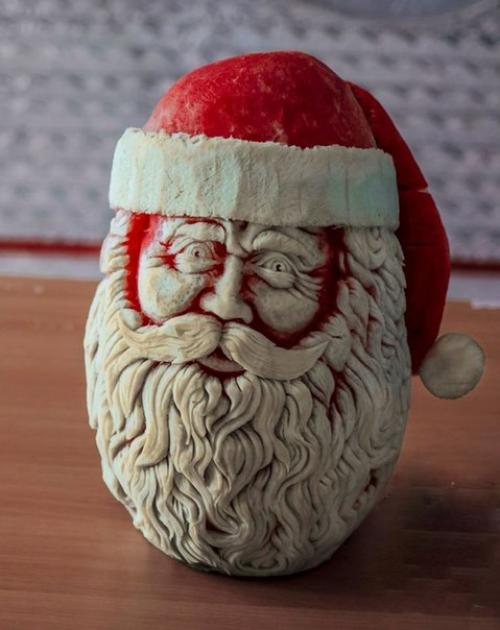 Художник создает из арбузов настоящие скульптуры и делает это круто. 03