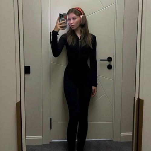 Не зазвездилась: Анна пересильд уверяет, что звёздная болезнь её не коснулась. 02